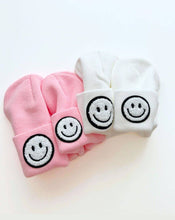 Load image into Gallery viewer, Smiley Baby &amp; Kids&#39; Beanie | White
